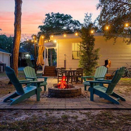 Modern Oak Island Escape 1 Mile To Long Beach! المظهر الخارجي الصورة