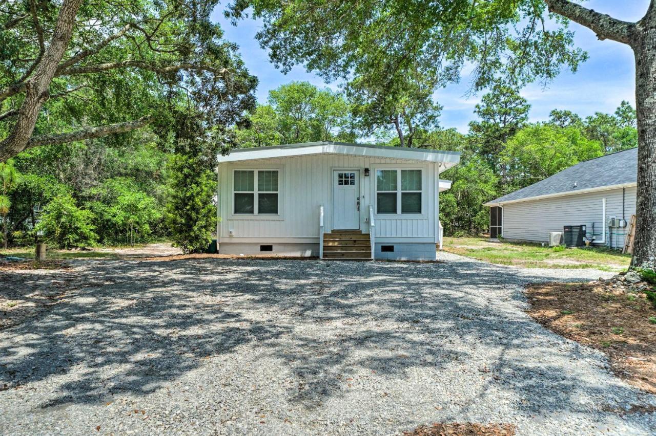 Modern Oak Island Escape 1 Mile To Long Beach! المظهر الخارجي الصورة