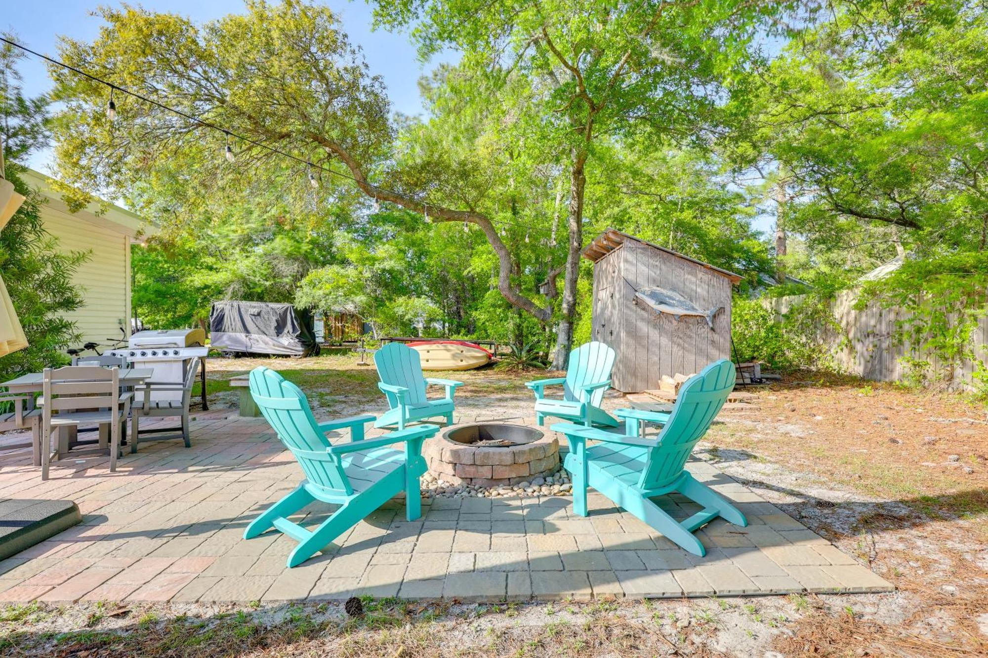Modern Oak Island Escape 1 Mile To Long Beach! المظهر الخارجي الصورة